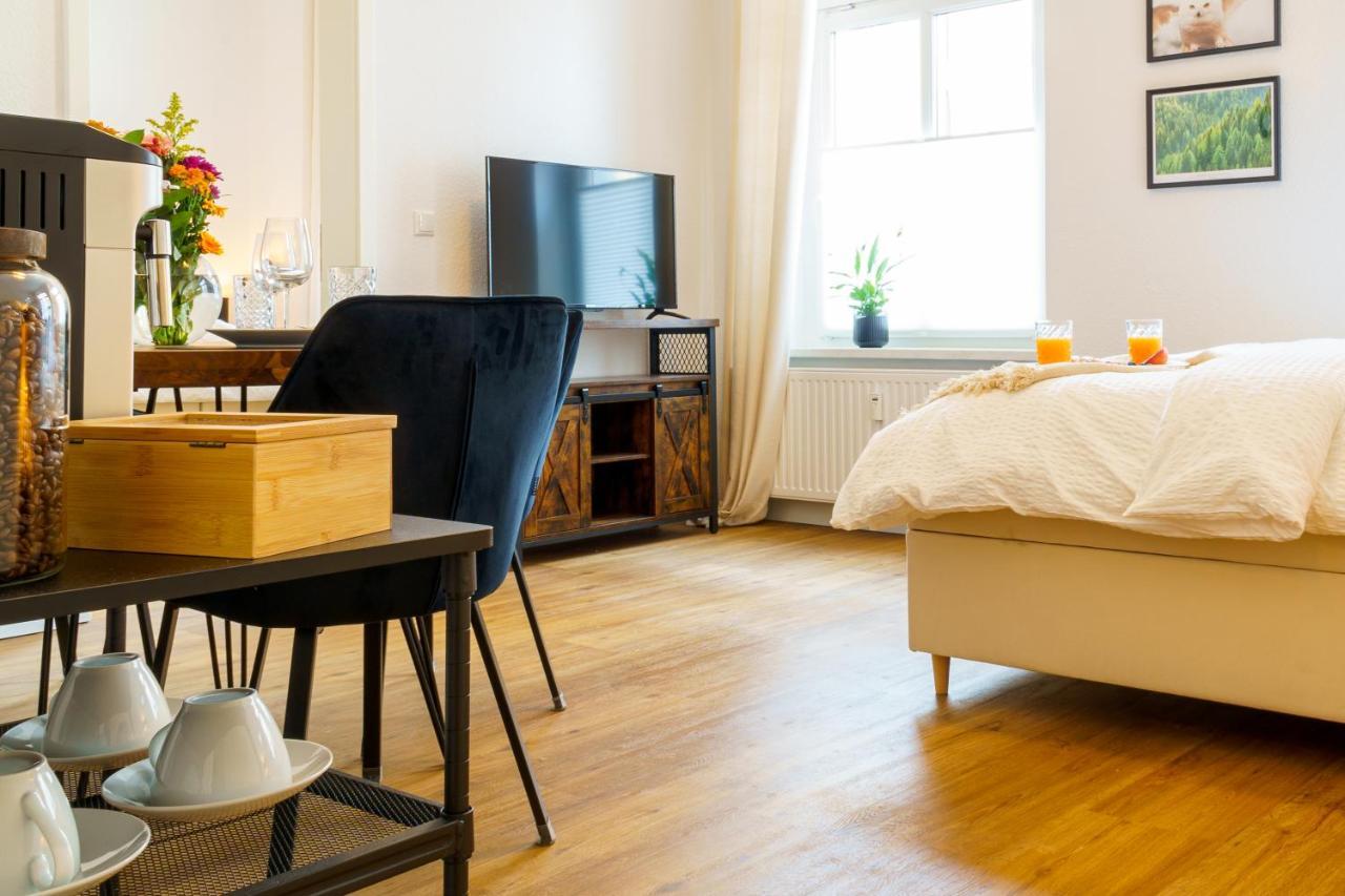 Suite Fuer 4 Mit Terrasse Im Herzen Der Innenstadt Schwerin  Ngoại thất bức ảnh