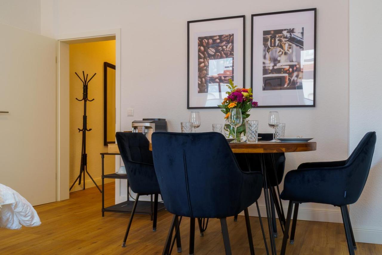 Suite Fuer 4 Mit Terrasse Im Herzen Der Innenstadt Schwerin  Ngoại thất bức ảnh